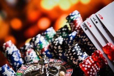 Win animation showing combined payout with multiplier applied